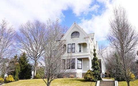527 Rock St, Fall River, MA 02720 photo 4