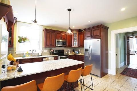 527 Rock St, Fall River, MA 02720 photo 16
