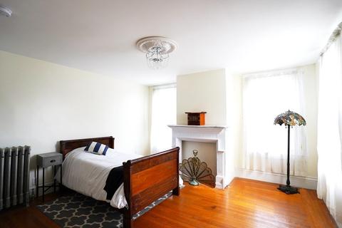 527 Rock St, Fall River, MA 02720 photo 24