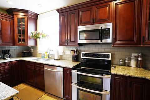 527 Rock St, Fall River, MA 02720 photo 17