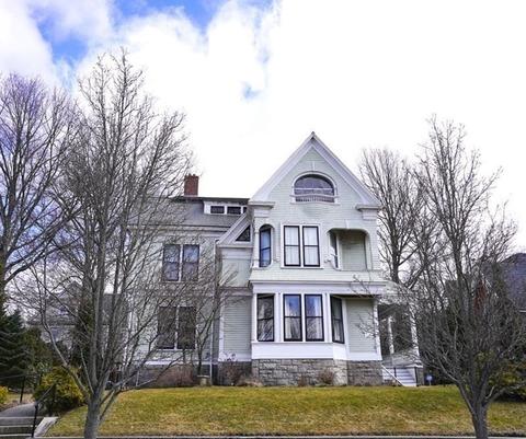 527 Rock St, Fall River, MA 02720 photo 2