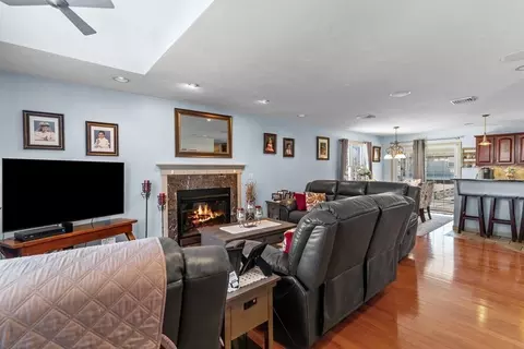 165 Frost St, Fall River, MA 02721 photo 14