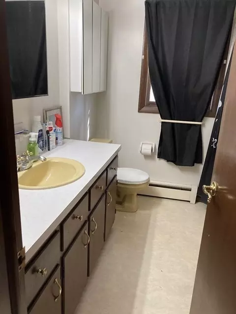 196 Montgomery St, Chicopee, MA 01020 photo 7