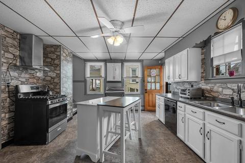 41 Washington St, Springfield, MA 01108 photo 13