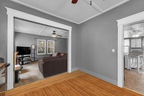 41 Washington St, Springfield, MA 01108 photo 9