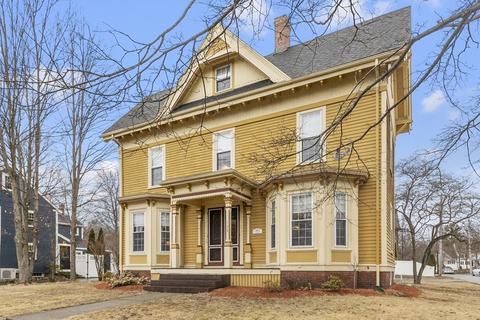 128 Salem St, Reading, MA 01867 photo 2