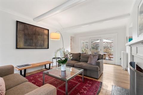 85 Stanton Rd, Brookline, MA 02445 photo 11