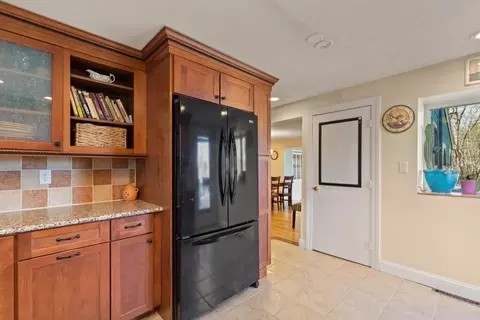 73 Longfellow Rd, Reading, MA 01867 photo 16