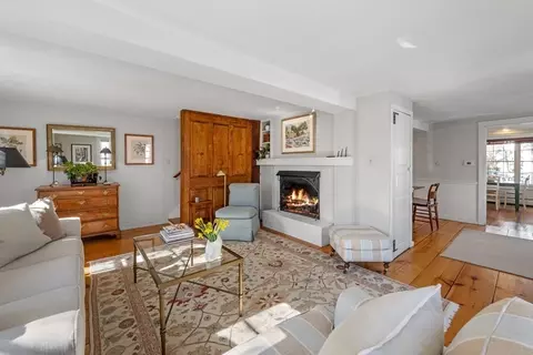 104 Front St, Marblehead, MA 01945 photo 7