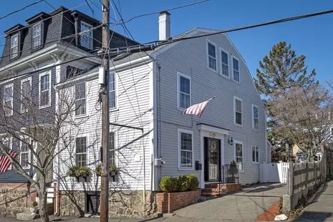 104 Front St, Marblehead, MA 01945 photo 2