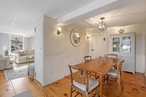 104 Front St, Marblehead, MA 01945 photo 9