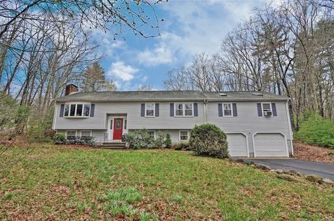 106 Northbridge Rd, Mendon, MA 01756