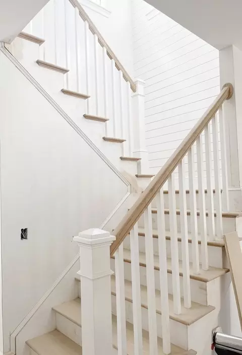 18 Libby Ave, Reading, MA 01867 photo 2