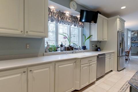 106 Oak St, Dunstable, MA 01827 photo 3