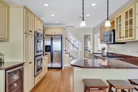 36 Sunset Rd, Wellesley, MA 02482 photo 6