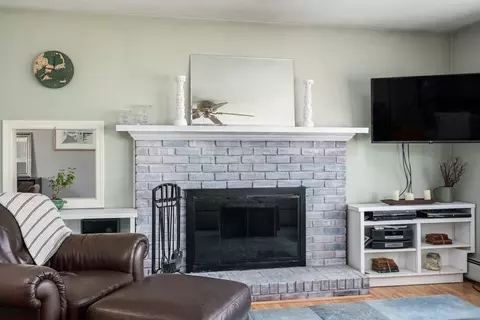 3 Concord Dr, Easthampton, MA 01027 photo 8