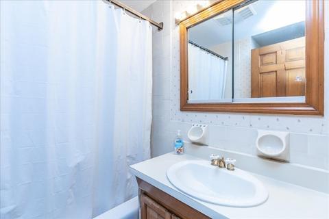 7 Forest St, Danvers, MA 01923 photo 11