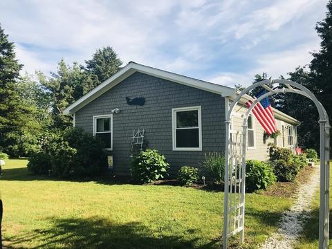 7 Kimberly Way, Cotuit, MA 02635 photo 2