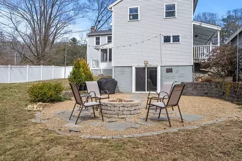 211 E Main St, Georgetown, MA 01833 photo 32