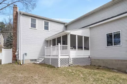 211 E Main St, Georgetown, MA 01833 photo 34