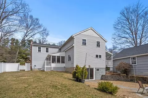 211 E Main St, Georgetown, MA 01833 photo 31