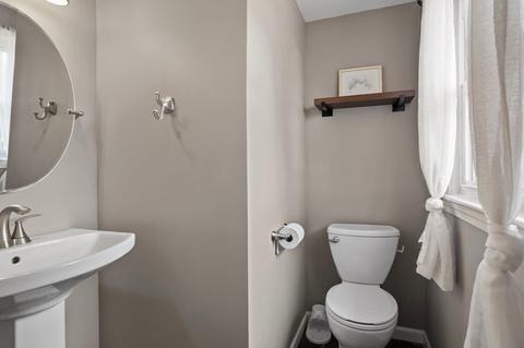 268 Forest Hills Rd, Springfield, MA 01128 photo 28