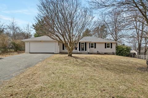 268 Forest Hills Rd, Springfield, MA 01128 photo 3