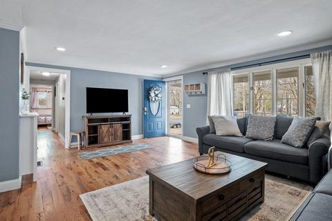 268 Forest Hills Rd, Springfield, MA 01128 photo 6