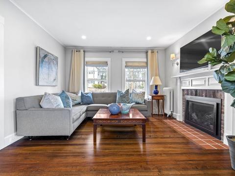 97 Crest Rd, Wellesley, MA 02482 photo 4