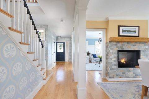 491 Webster St, Needham, MA 02492 photo 7
