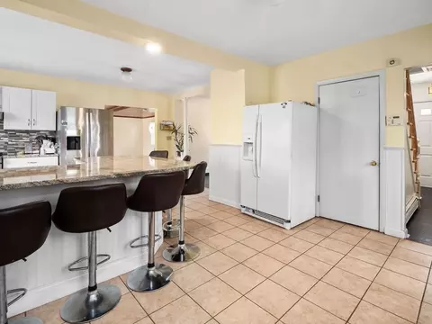 66 Eustis Ave, Lowell, MA 01850 photo 21