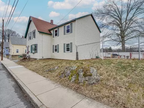 66 Eustis Ave, Lowell, MA 01850 photo 3