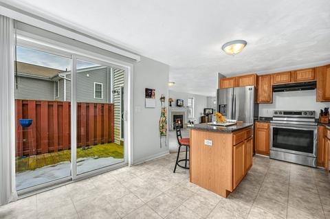 109 Ledgecrest Dr, Worcester, MA 01603 photo 17