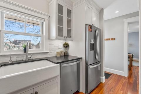53 Summer St #1, Gloucester, MA 01930 photo 6