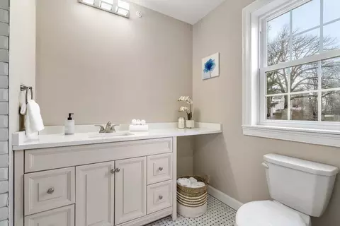 202 Dana Ave, Worcester, MA 01604 photo 13