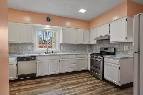625 Dickinson St, Springfield, MA 01108 photo 20