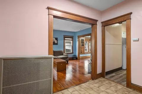 625 Dickinson St, Springfield, MA 01108 photo 5