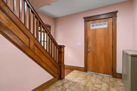625 Dickinson St, Springfield, MA 01108 photo 6