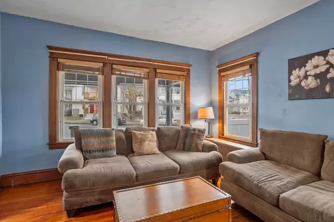 625 Dickinson St, Springfield, MA 01108 photo 10
