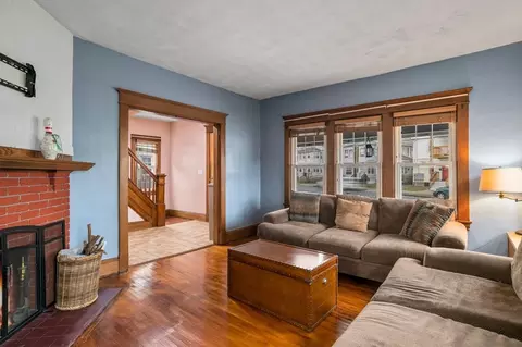 625 Dickinson St, Springfield, MA 01108 photo 9