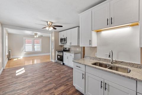 32 Whitmarsh Ave, Worcester, MA 01606 photo 4
