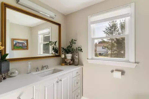88 Standish Rd, Needham, MA 02492 photo 13