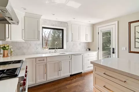 88 Standish Rd, Needham, MA 02492 photo 8
