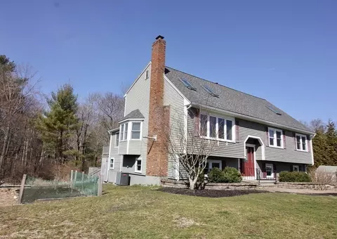 265 Overlook Dr, Raynham, MA 02767 photo 34