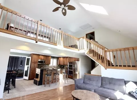 265 Overlook Dr, Raynham, MA 02767 photo 10