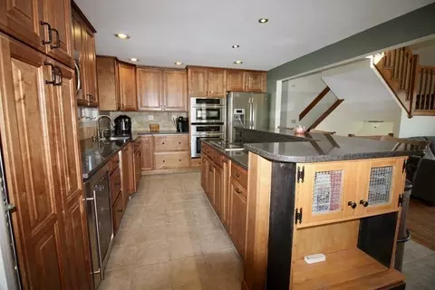 265 Overlook Dr, Raynham, MA 02767 photo 7