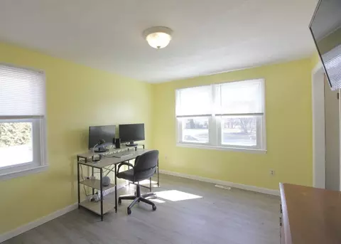 265 Overlook Dr, Raynham, MA 02767 photo 20