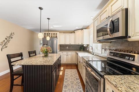 149 Maple St, Douglas, MA 01516 photo 6