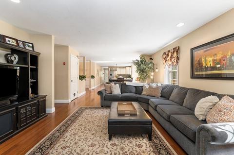 149 Maple St, Douglas, MA 01516 photo 9