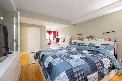 185 Plain St, Franklin, MA 02038 photo 8